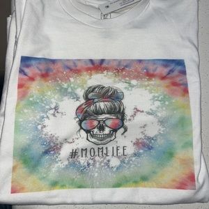 Mom life T-shirt… xs, fits like a small